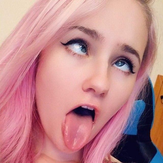 Ahegao 110